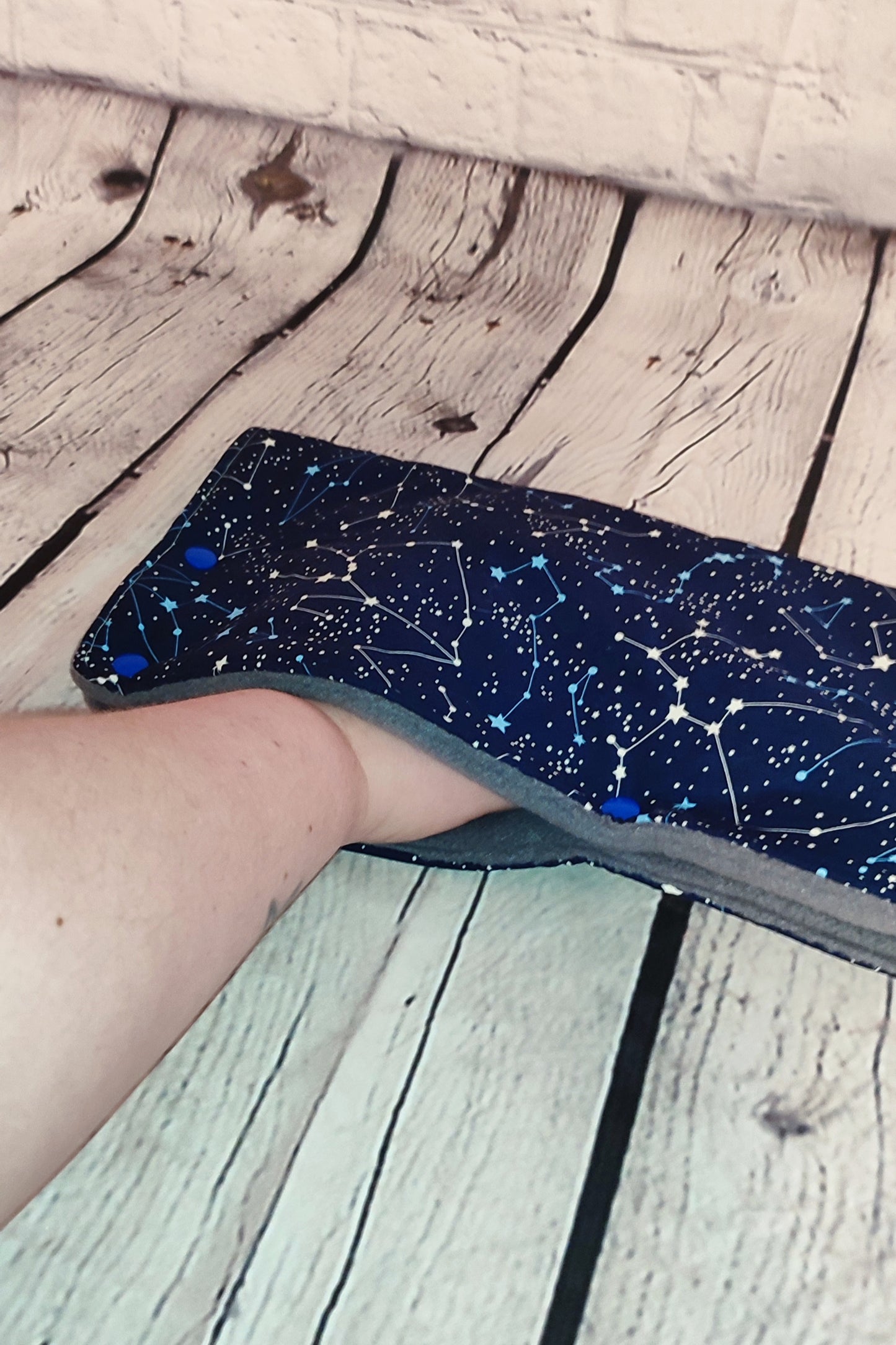 Constellation Hand Snug